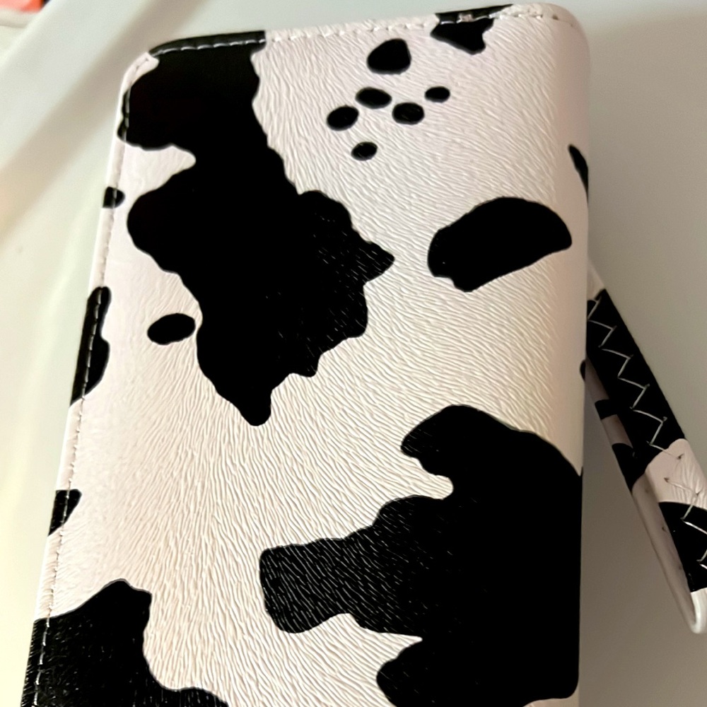 Cow print Wrislet